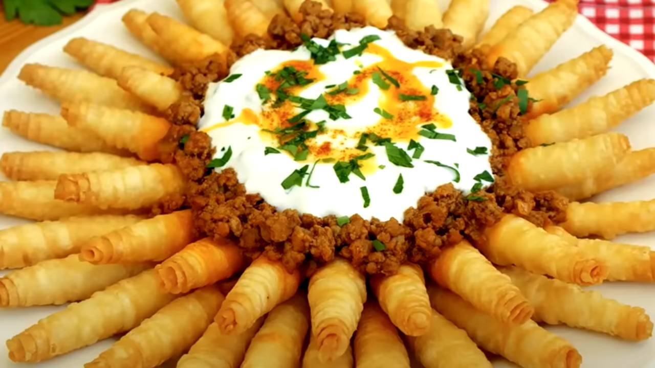 Pipetle kozalak mantı nasıl yapılır?