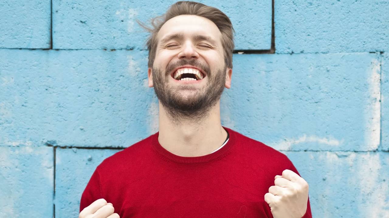 Mutlu bir hayatın sırrı çok kolay: Özür dile ve Şükret