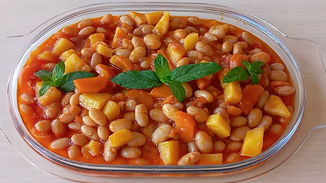 En iyi zeytinyağlı barbunya yemeği nasıl yapılır?