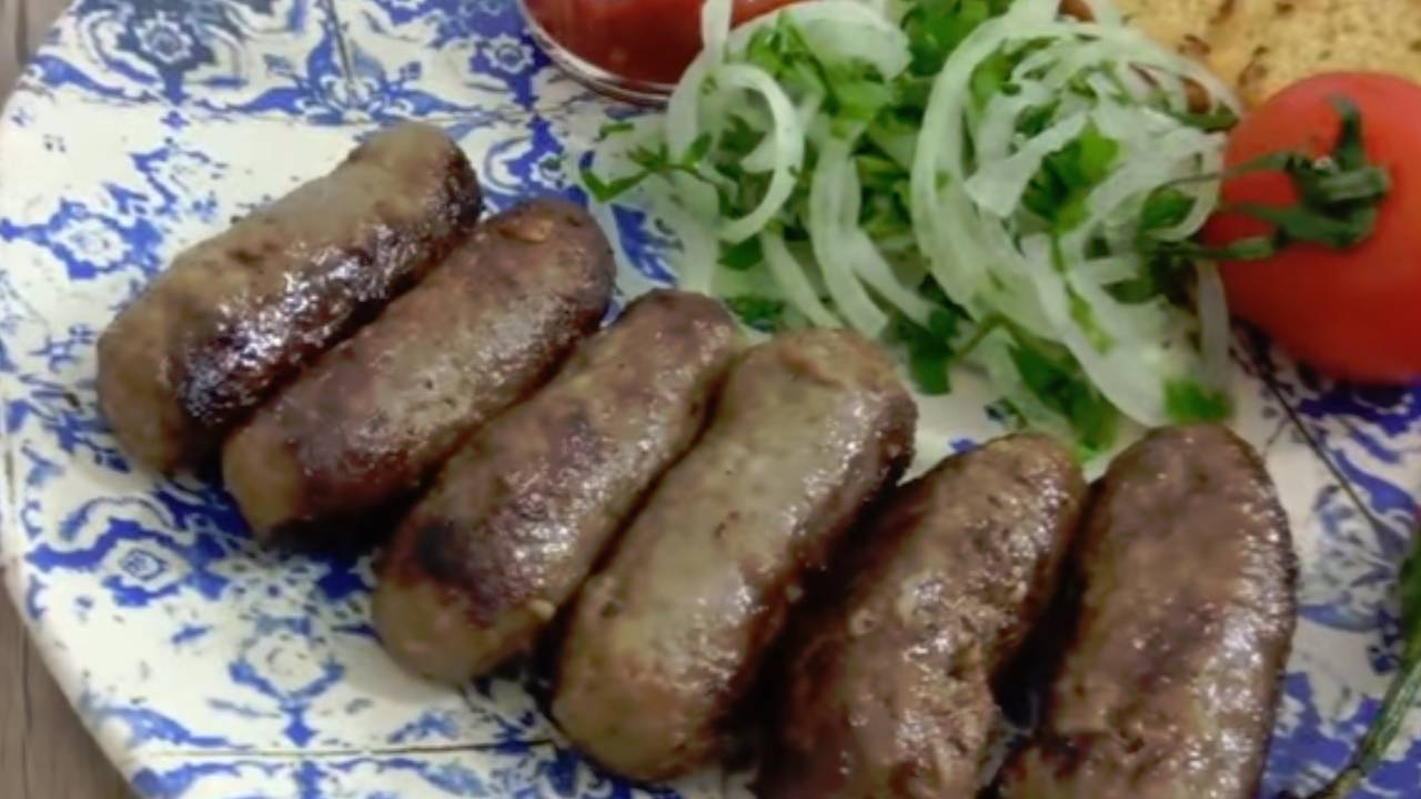 Evde orjinal Tekirdağ köftesi nasıl yapılır?