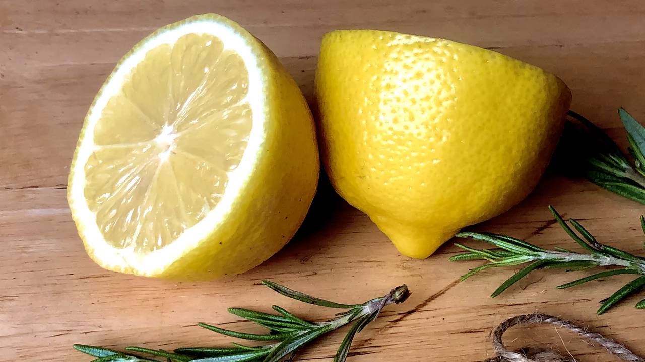 Limon kabuğu ne işe yarar? Limon kabuğunun faydaları nelerdir?