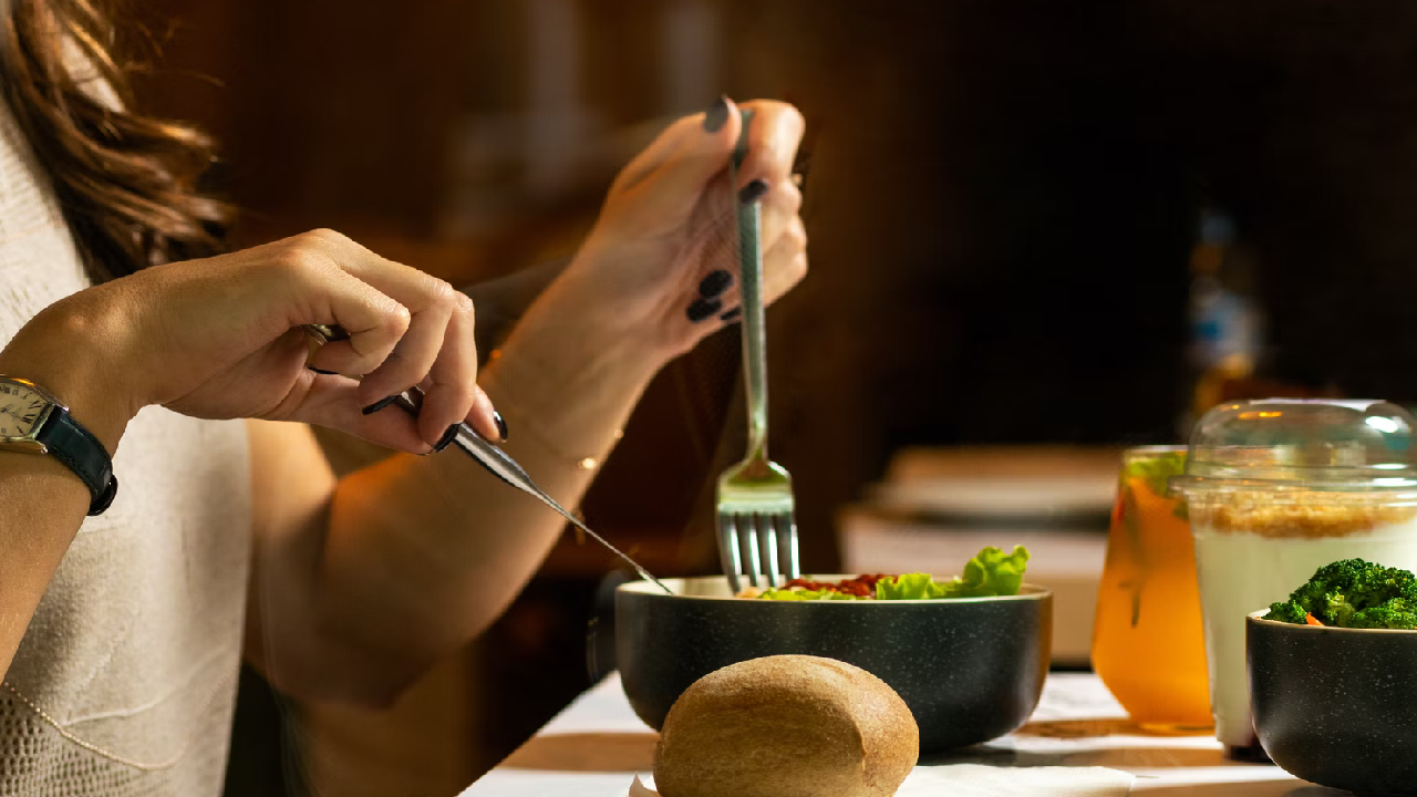 Bir türlü doymak bilmeyenlere! İşte iştahı kesen ve tok tutan 11 yiyecek