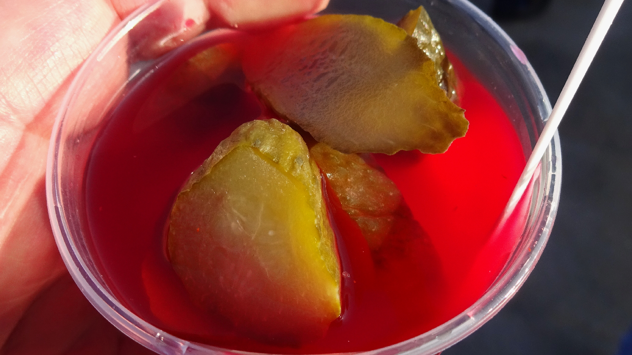 Turşu suyunu bal ekleyerek tüketin! Anında etki ediyor...