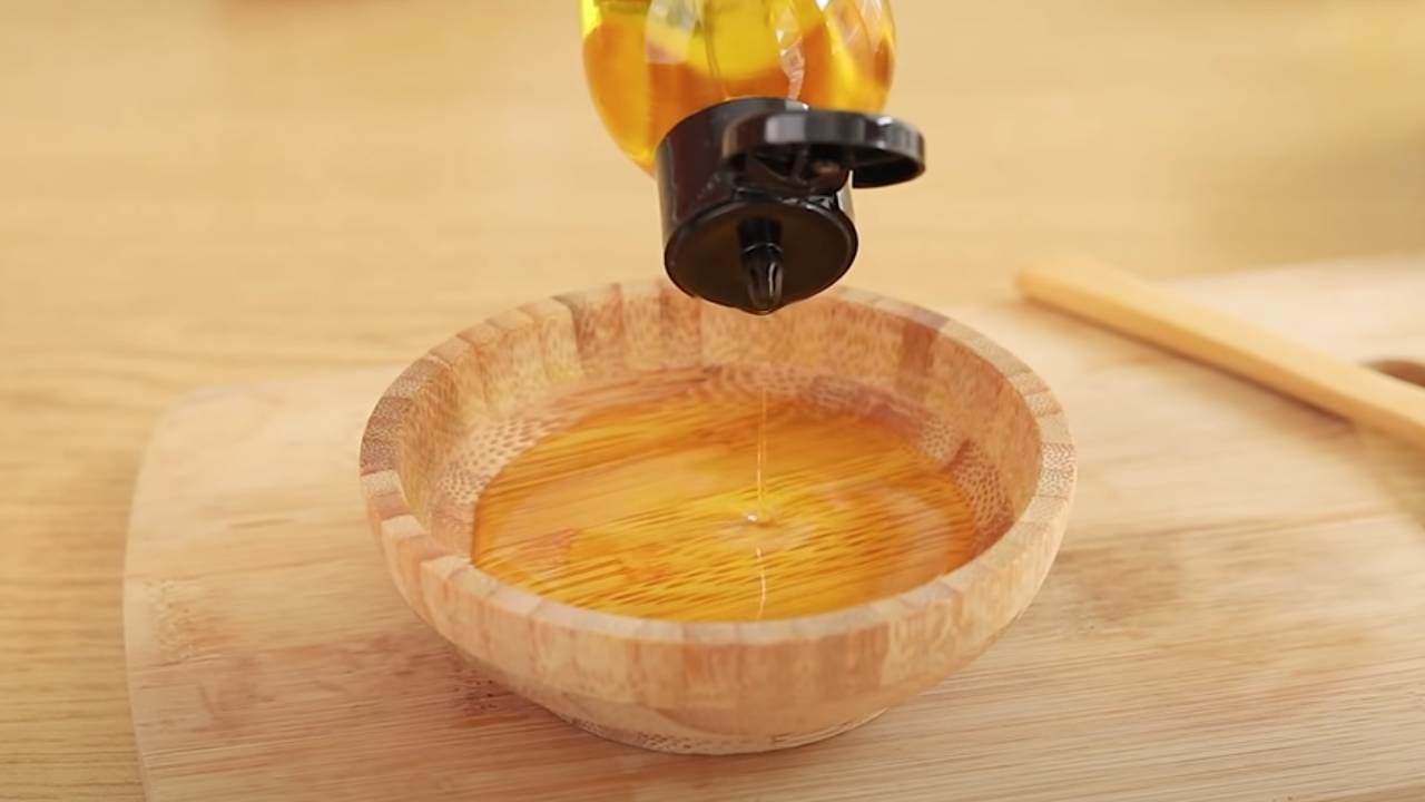 Porselen gibi bir cilt için 5 cilt maskesi