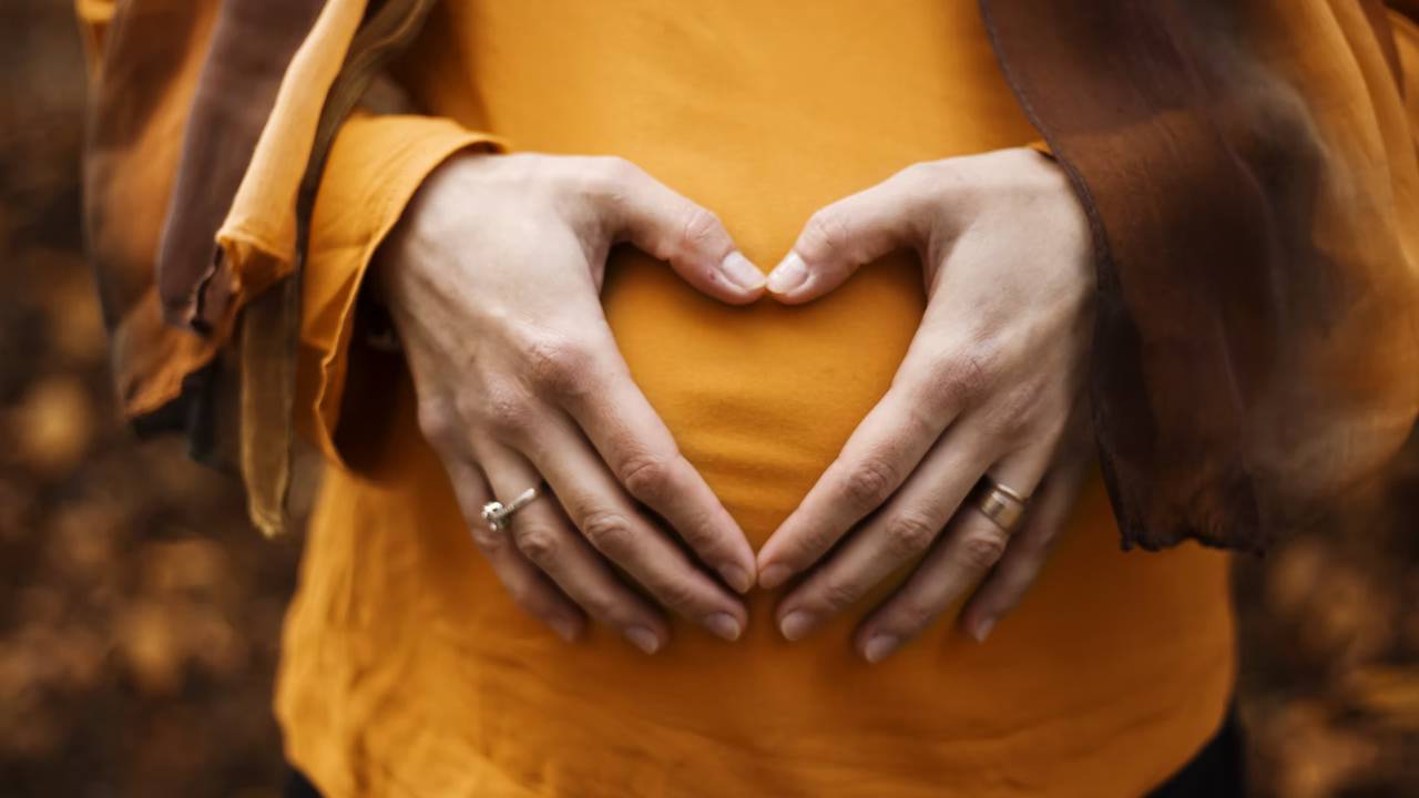 Düzenli abur cubur tüketimi doğurganlık sağlığını nasıl etkiler?