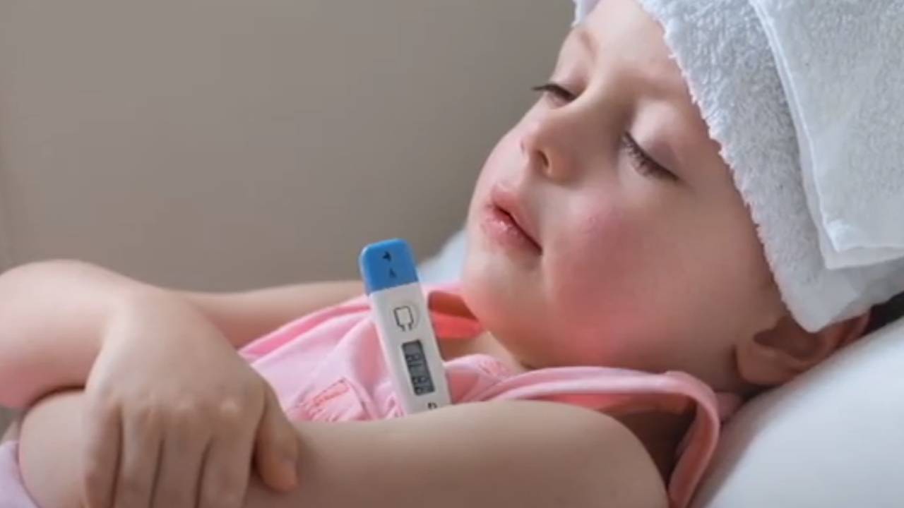 Ateşli havale (Febril konvülziyon) nedir? Hangi yaş aralığında görülür?